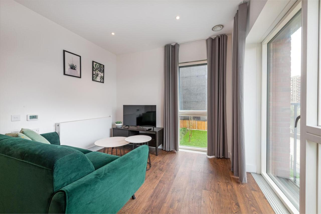 Stayo Apartments Barking Wharf Лондон Екстериор снимка