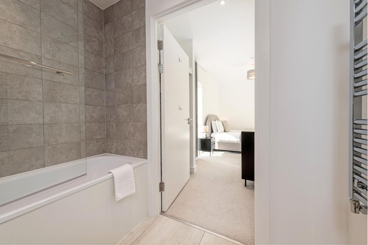 Stayo Apartments Barking Wharf Лондон Екстериор снимка