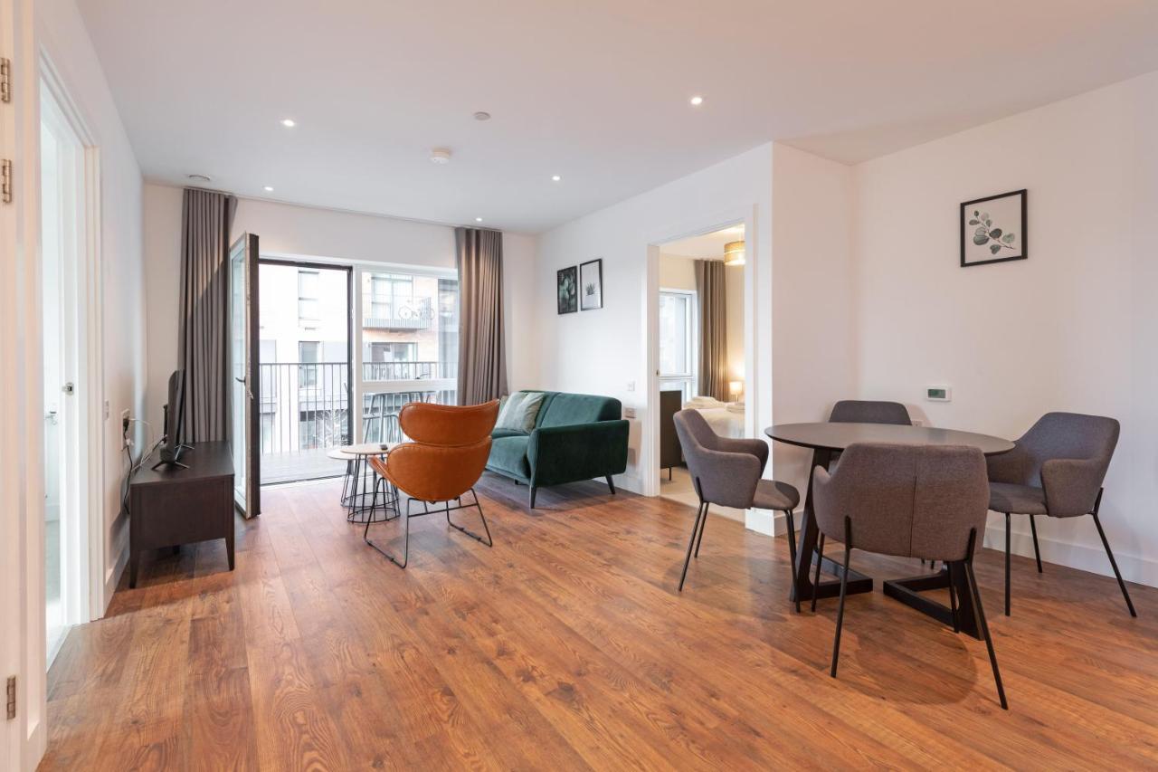 Stayo Apartments Barking Wharf Лондон Екстериор снимка