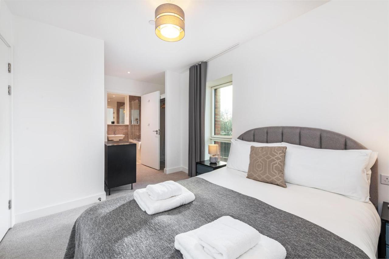 Stayo Apartments Barking Wharf Лондон Екстериор снимка